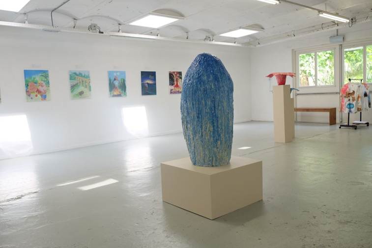 Afbeelding met overdekt, kunst, expositie, galerie

Door AI gegenereerde inhoud is mogelijk onjuist.