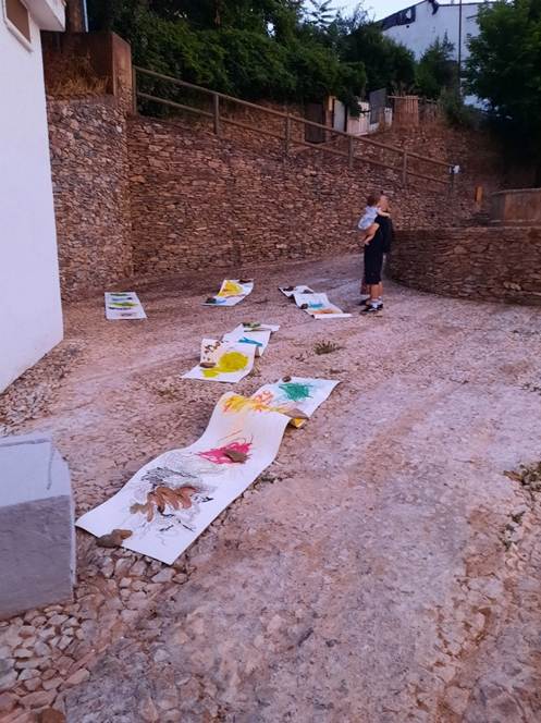 Afbeelding met buitenshuis, boom, grond, plant
Door AI gegenereerde inhoud is mogelijk onjuist.