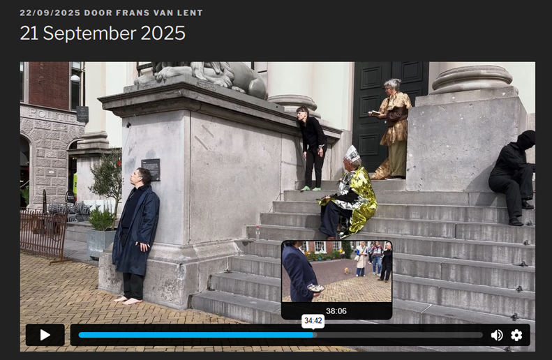 Afbeelding met kleding, begrafenis, graf, person

Door AI gegenereerde inhoud is mogelijk onjuist.