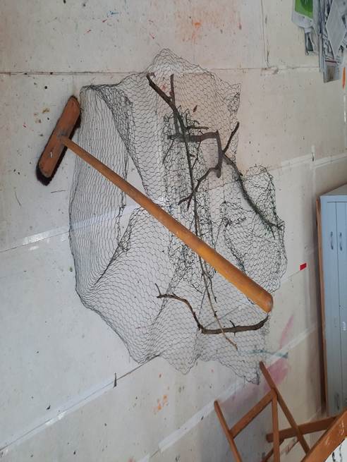 Afbeelding met tekening, kunst, gereedschap, muur
Door AI gegenereerde inhoud is mogelijk onjuist.